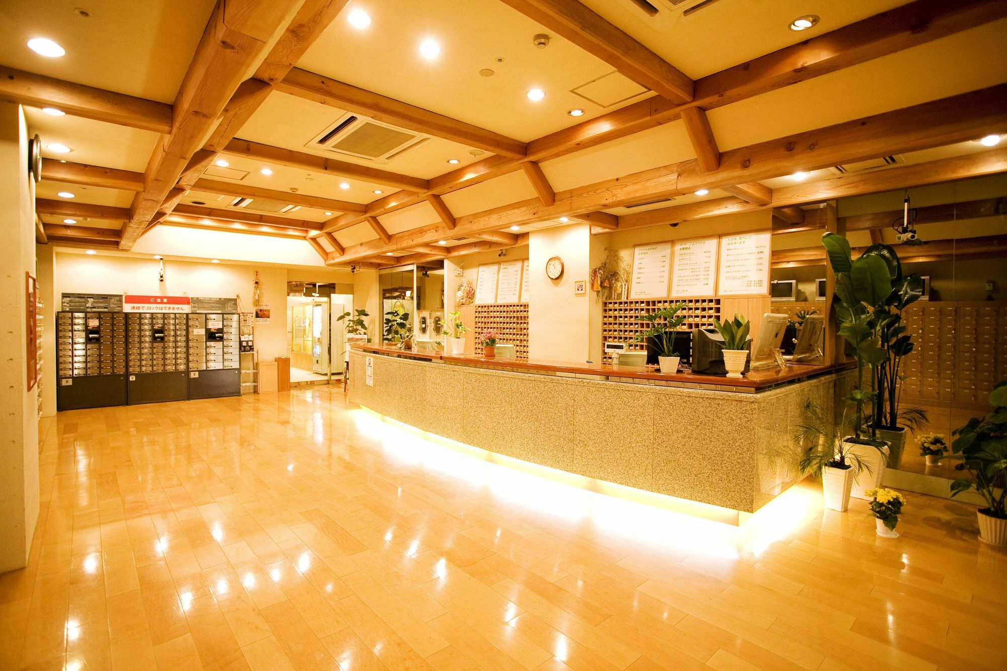 Capsule Inn Osaka - Caters To Men Екстер'єр фото